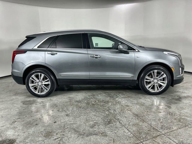 Certified 2024 Cadillac XT5 Premium Luxury w/ Technology Package FWD image 9