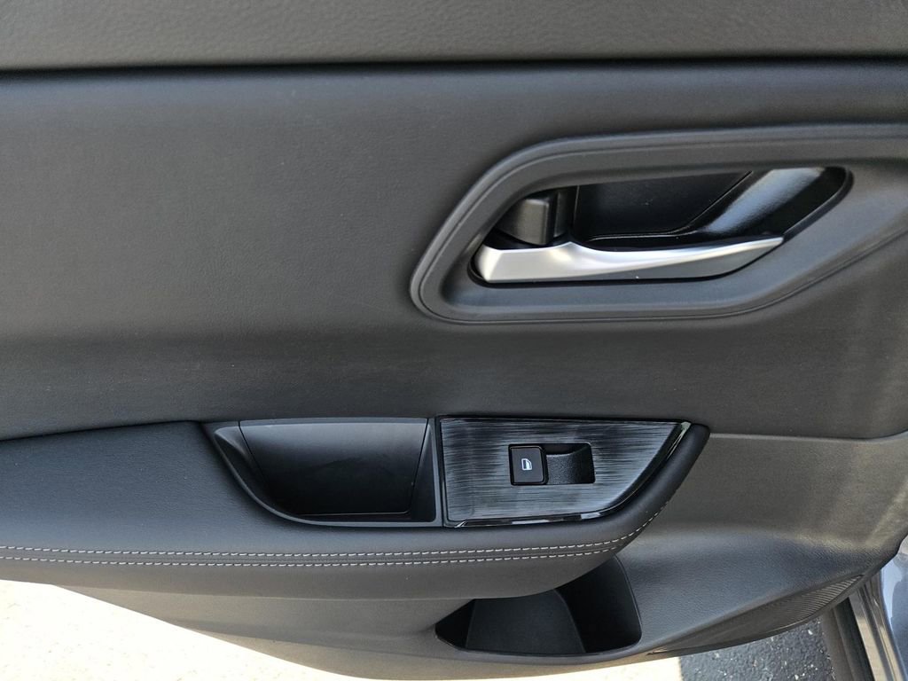 New 2026 Nissan Rogue SV image 9