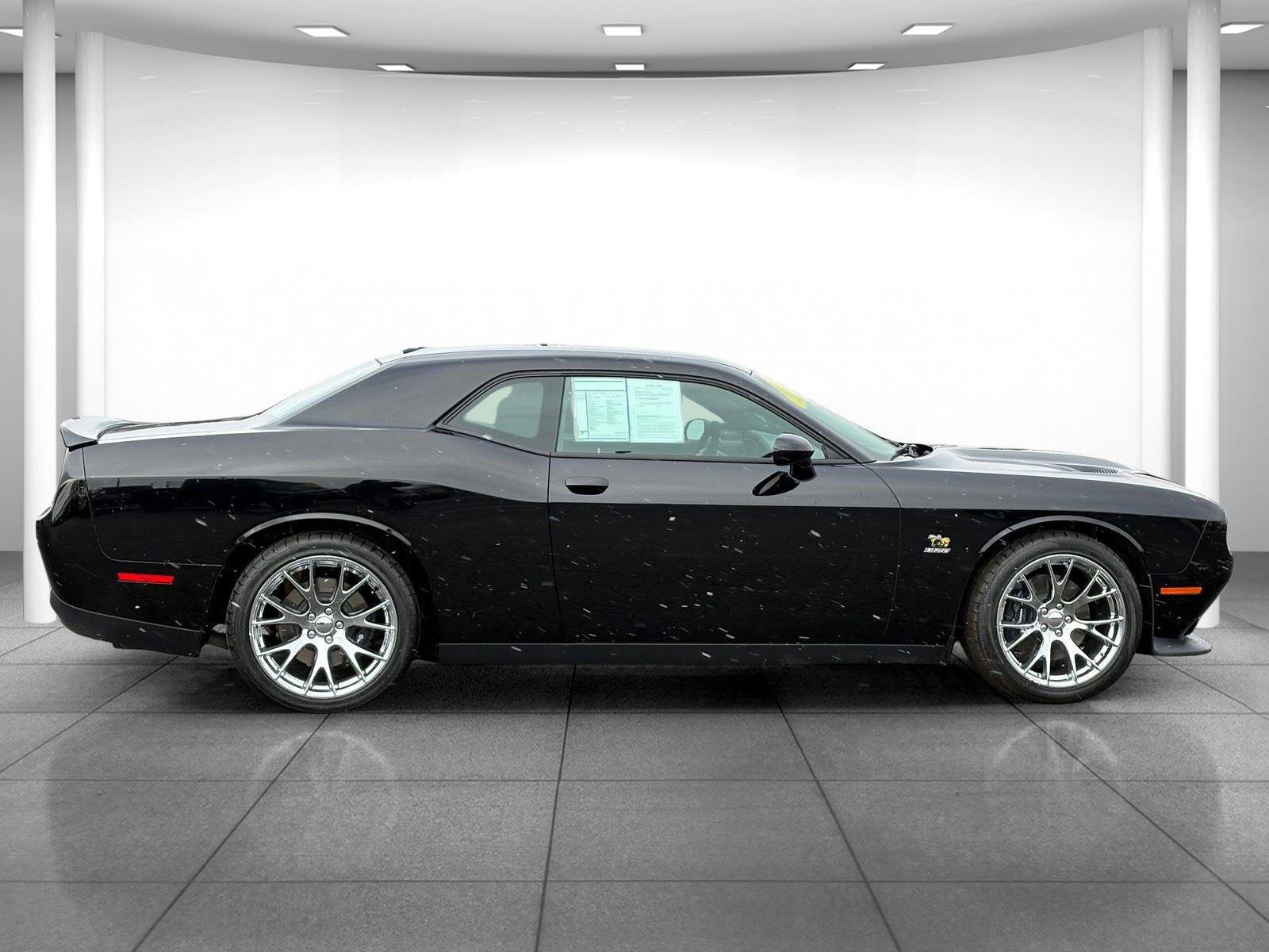 Used 2023 Dodge Challenger R/T Scat Pack image 8