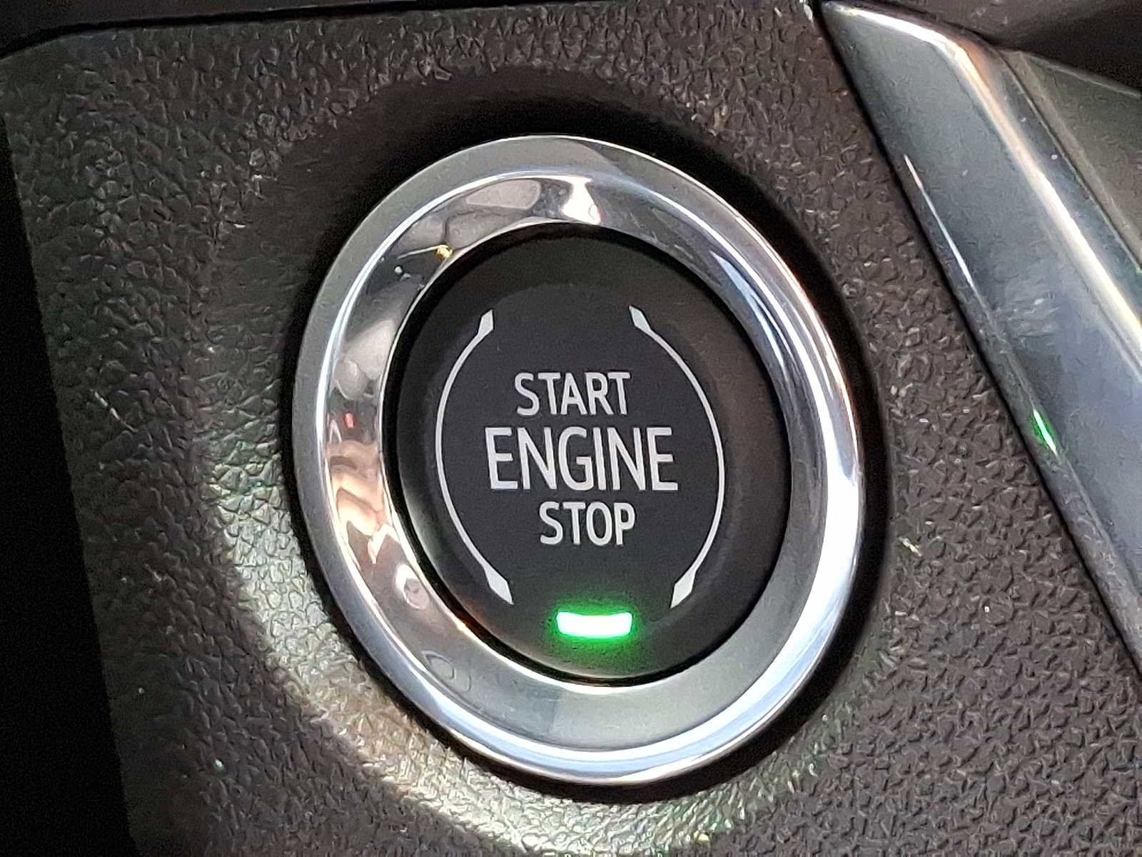 Used 2025 Buick Encore GX Preferred AWD/4WD image 23