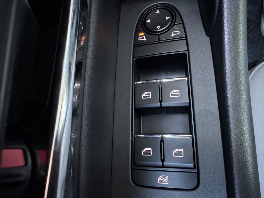 Used 2024 MAZDA CX-90 Plug-In Hybrid w/ Preferred AWD/4WD image 26