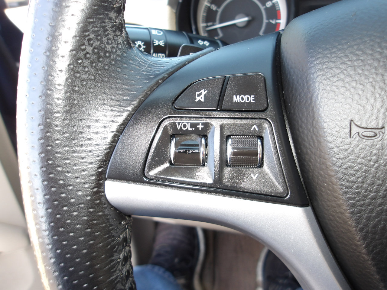 Used 2011 Suzuki Kizashi Sport SLS image 15