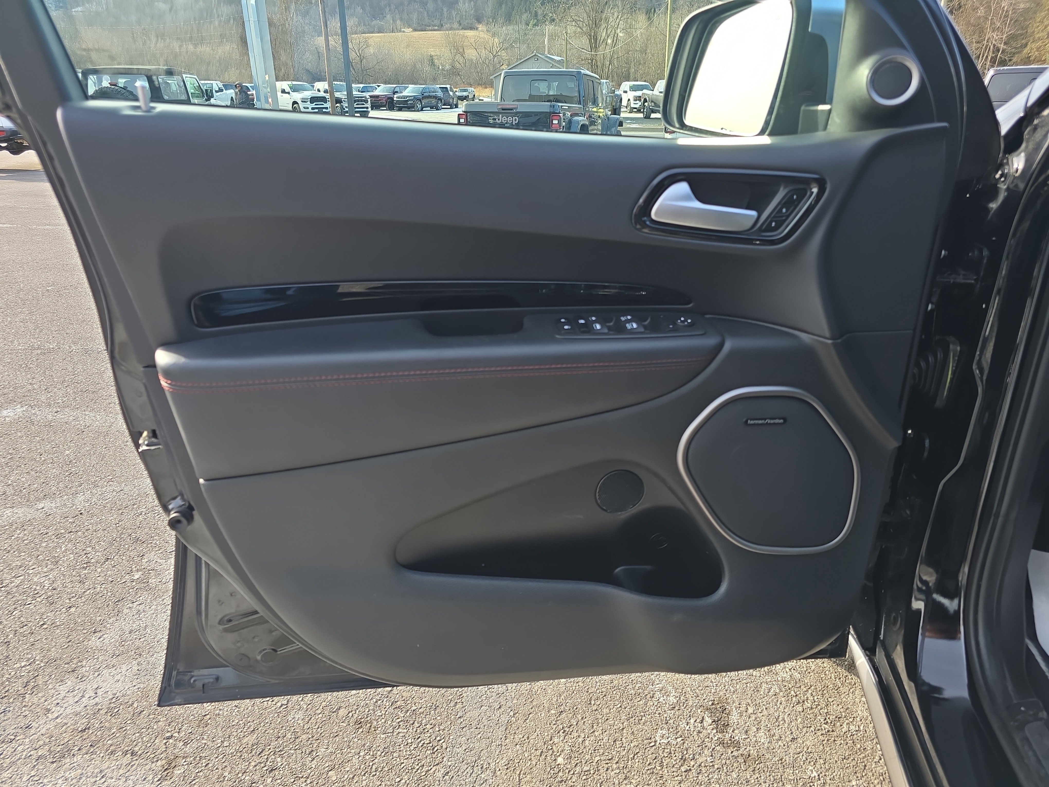 Used 2023 Dodge Durango Citadel image 18