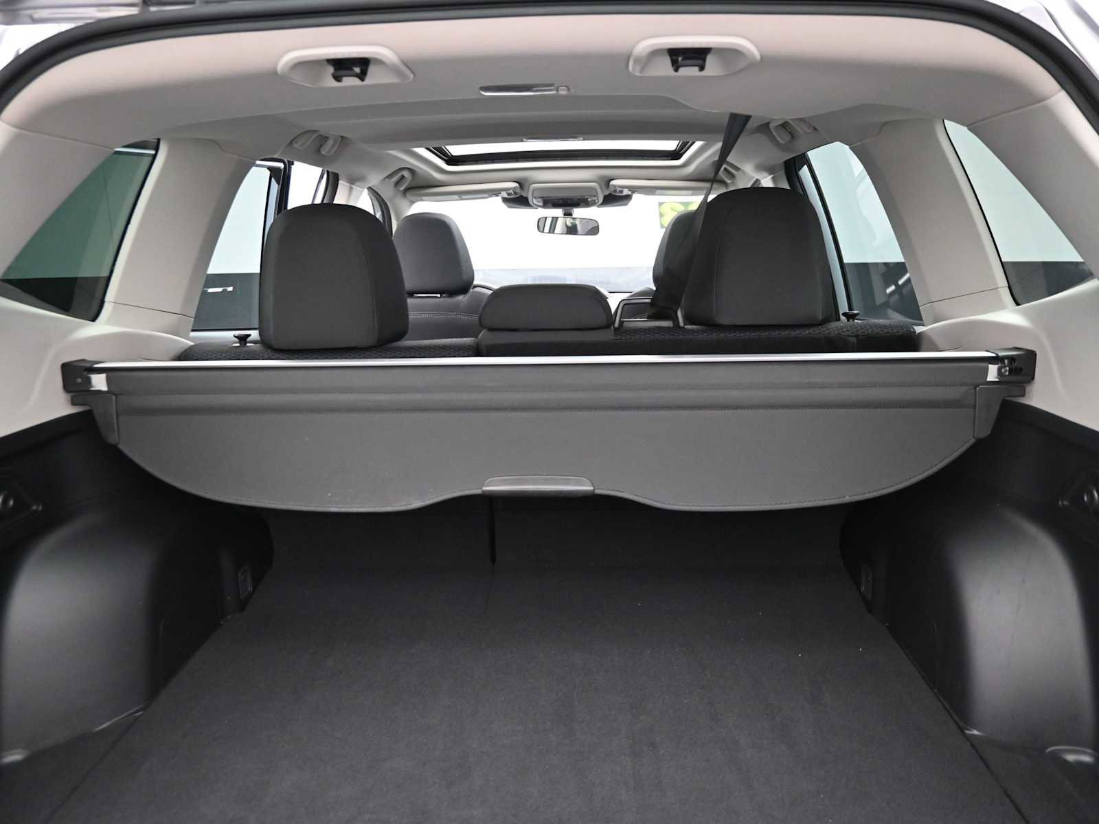 Used 2023 Subaru Forester Premium image 34