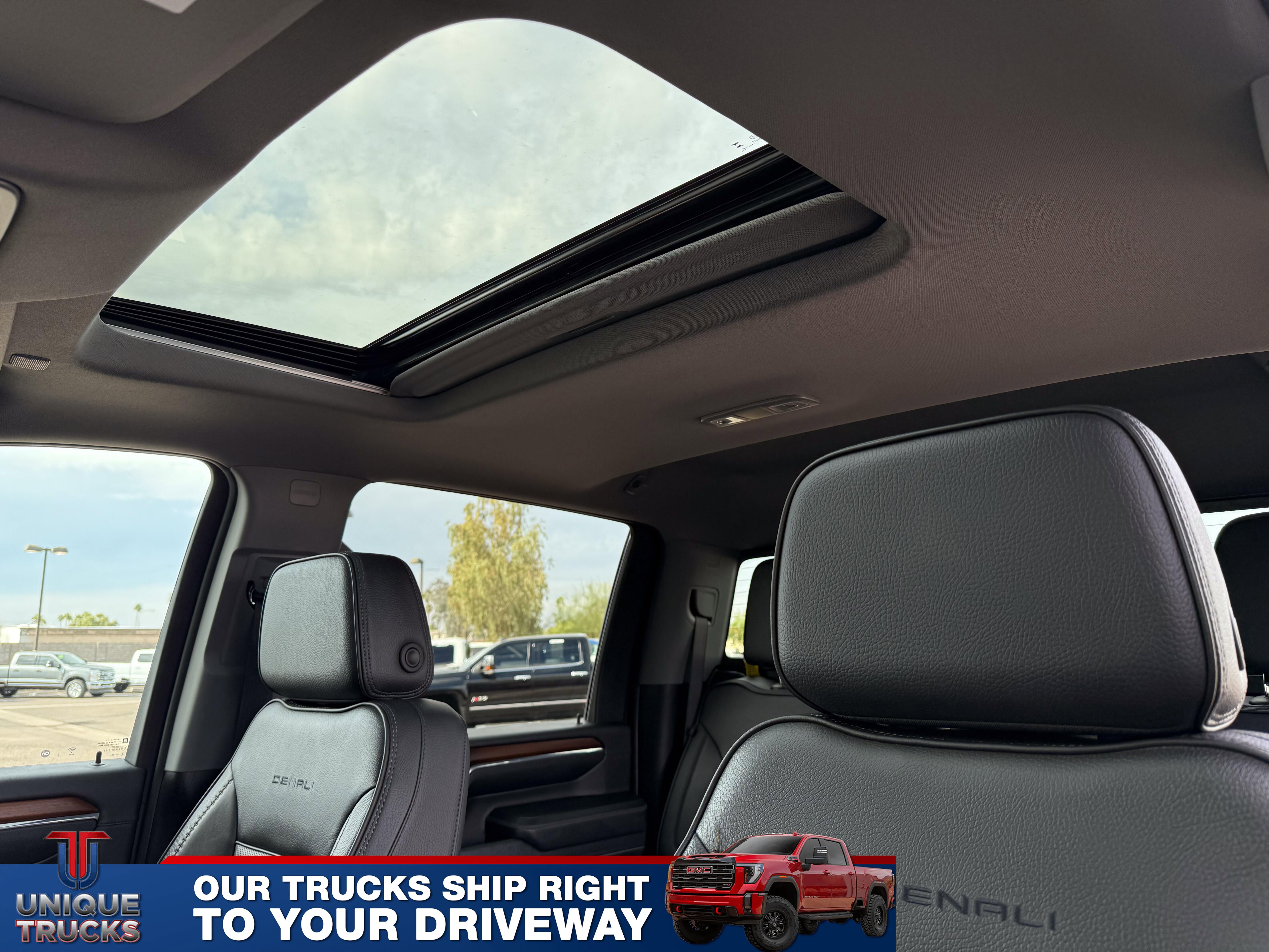 Used 2024 GMC Sierra 2500 Denali w/ Technology Package image 20