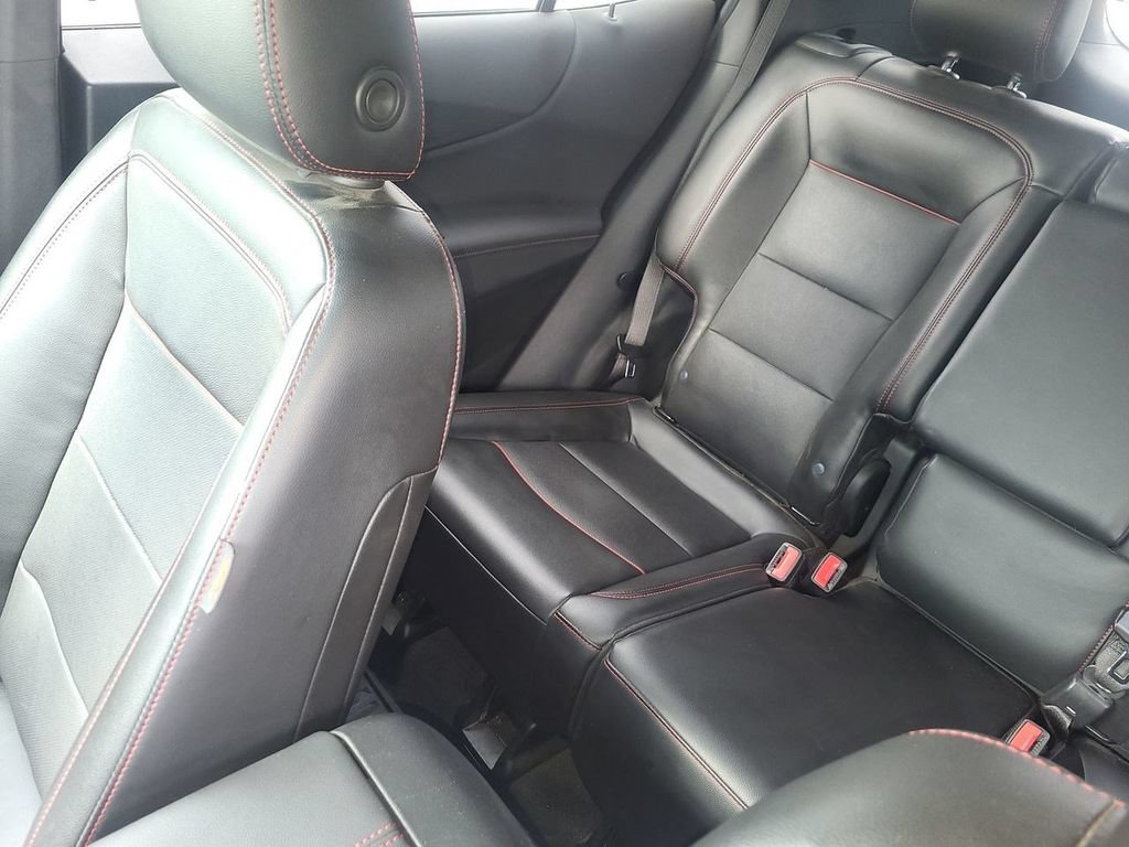 Used 2022 Chevrolet Equinox RS w/ RS Leather Package AWD/4WD image 31