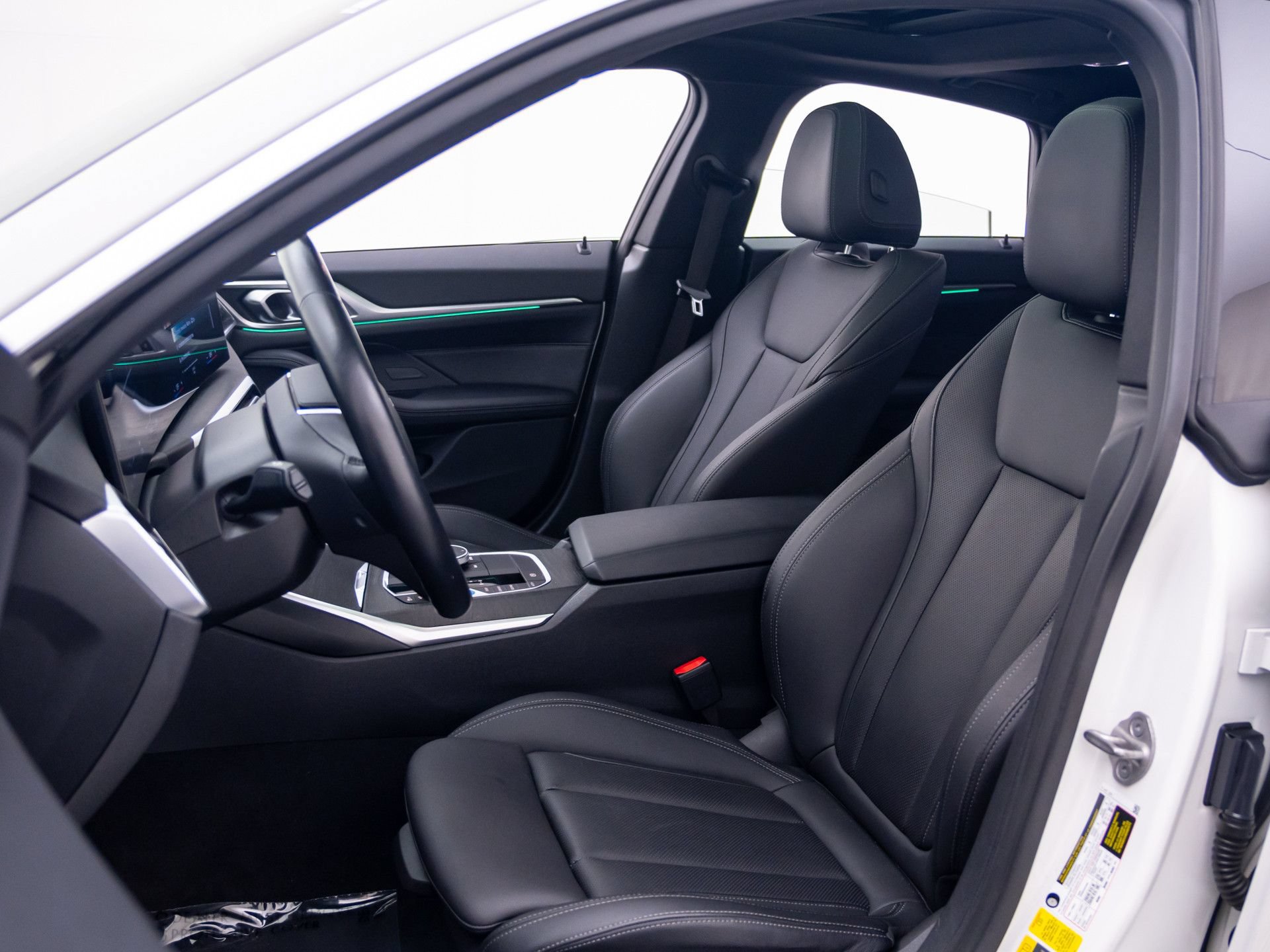 Used 2023 BMW i4 eDrive35 RWD image 17