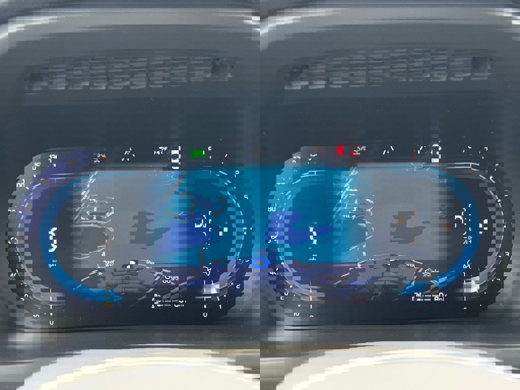 Used 2025 Volvo XC90 B6 Plus w/ Protection Package Premier image 16