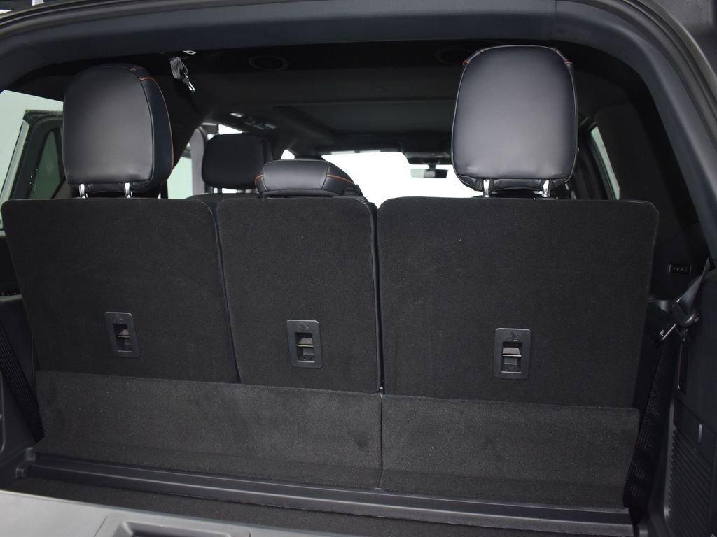 New 2026 Lincoln Navigator Black Label AWD/4WD image 13