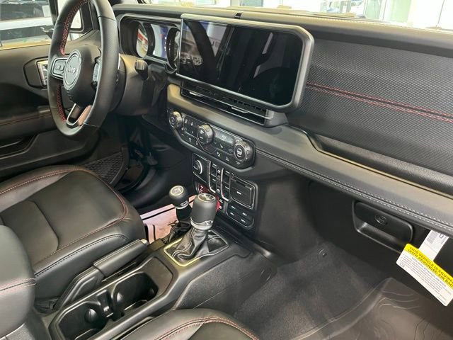 Certified 2026 Jeep Wrangler Unlimited Rubicon 392 w/ Quick Order Package 27X Moab image 30