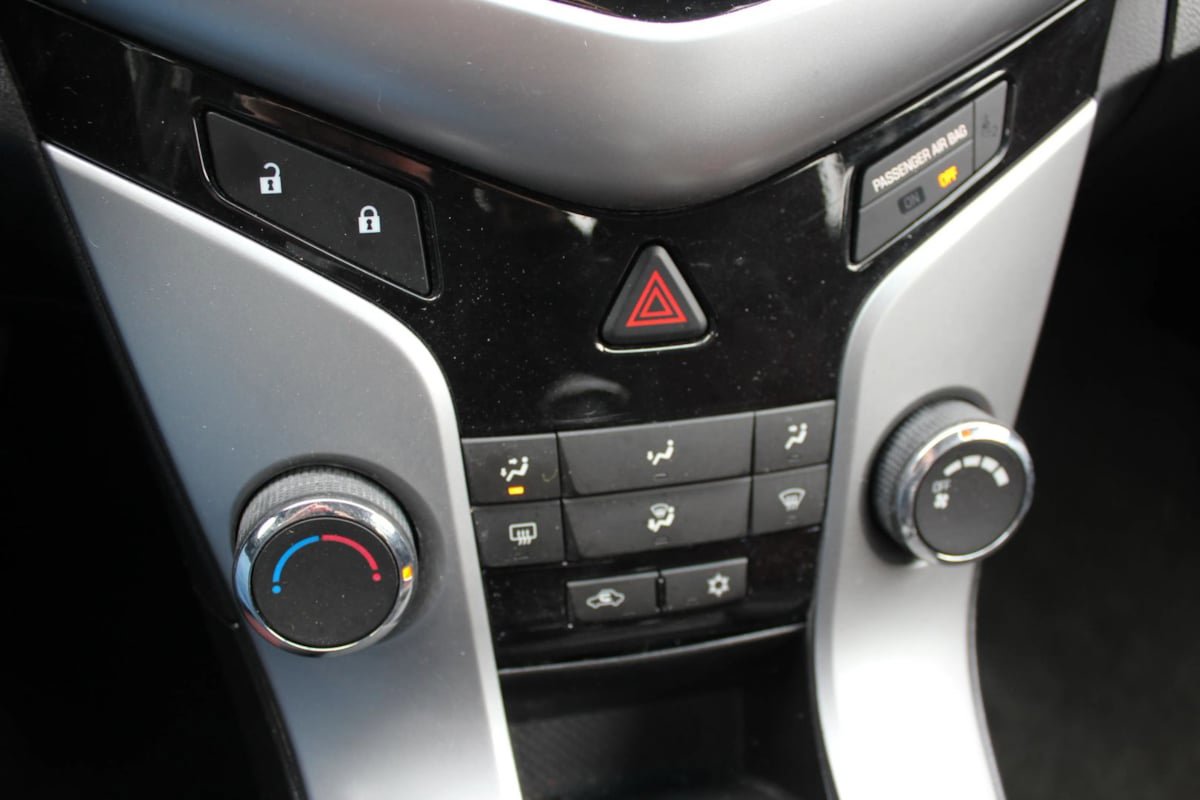 Used 2012 Chevrolet Cruze LT w/ RS Package image 15