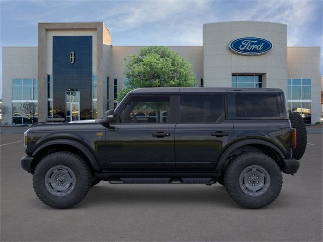 New 2025 Ford Bronco Badlands image 3