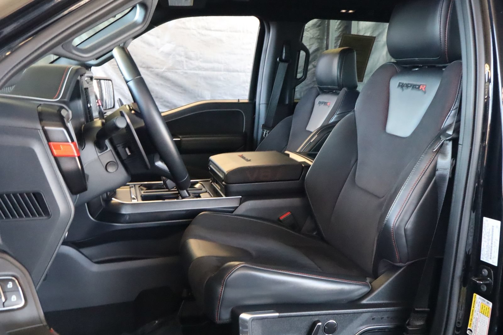 Used 2025 Ford F150 Raptor w/ Equipment Group 803A Raptor R AWD/4WD image 20