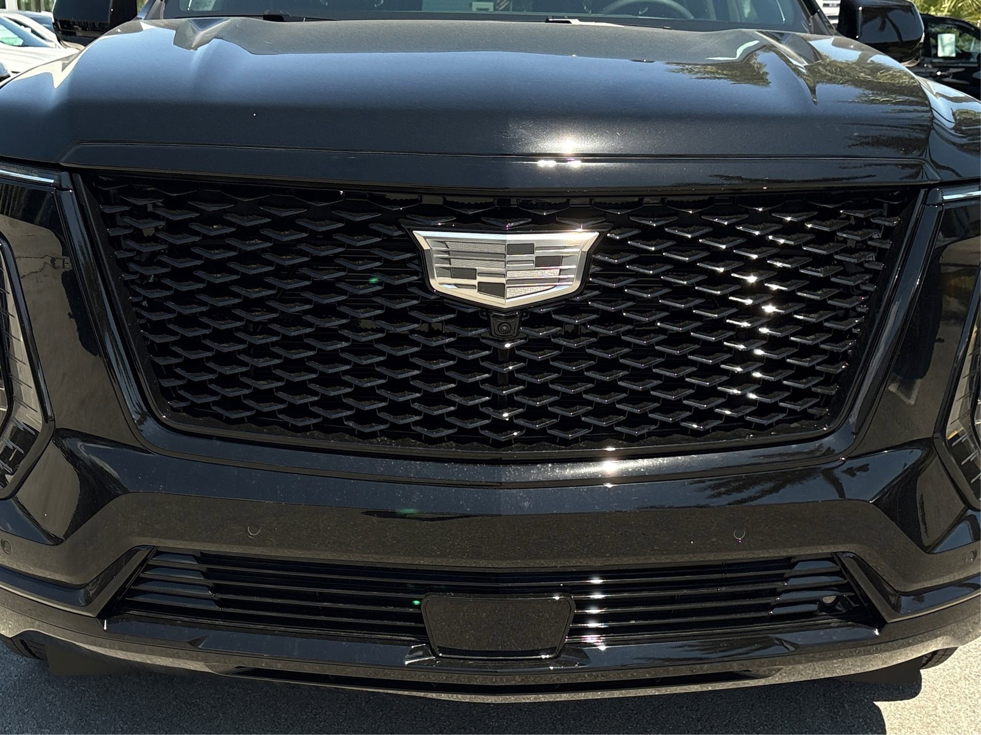 Used 2026 Cadillac Escalade Platinum Sport w/ LPO, ONYX Package image 14