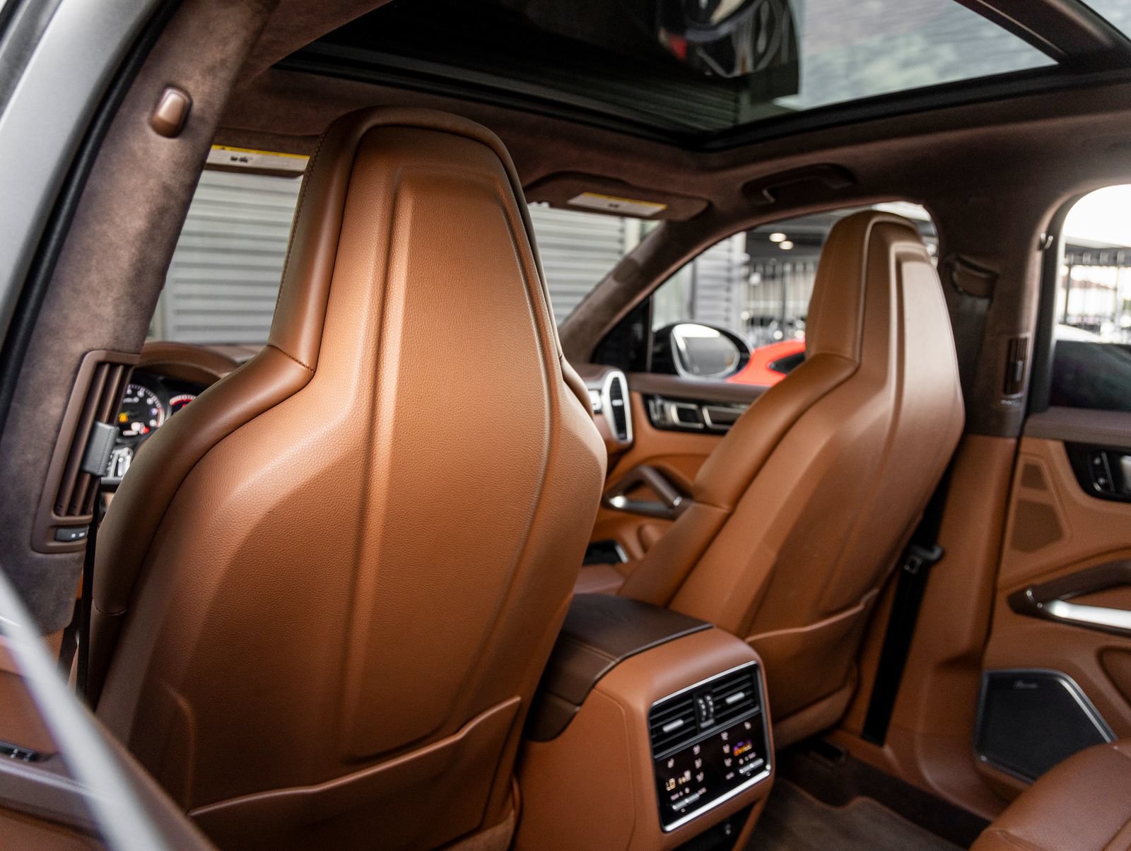 Certified 2021 Porsche Cayenne Turbo S AWD/4WD image 26