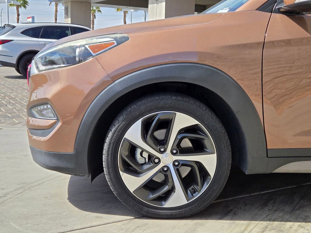 Used 2017 Hyundai Tucson Sport w/ Cargo Package image 5