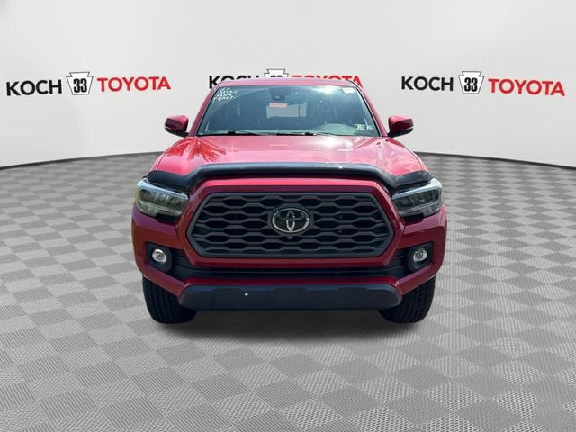 Used 2021 Toyota Tacoma TRD Off-Road w/ Technology Package AWD/4WD image 2