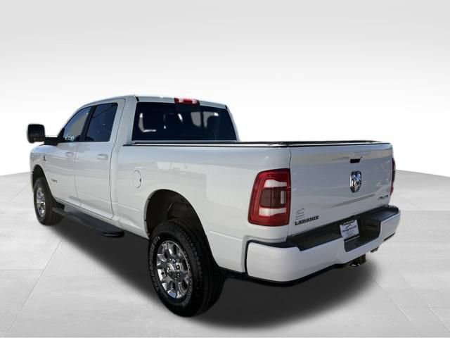 Used 2024 RAM 2500 Laramie AWD/4WD image 11
