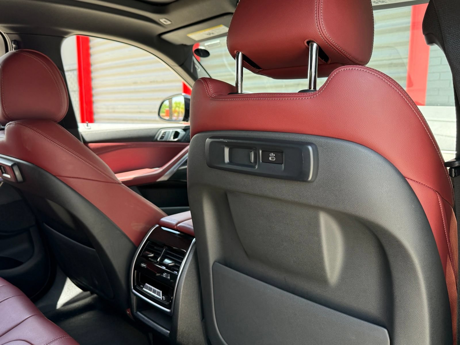 Used 2021 BMW X6 sDrive40i w/ M Sport Package RWD image 18