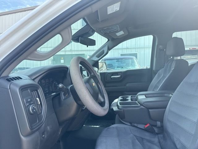 Used 2023 Chevrolet Silverado 1500 Custom image 2