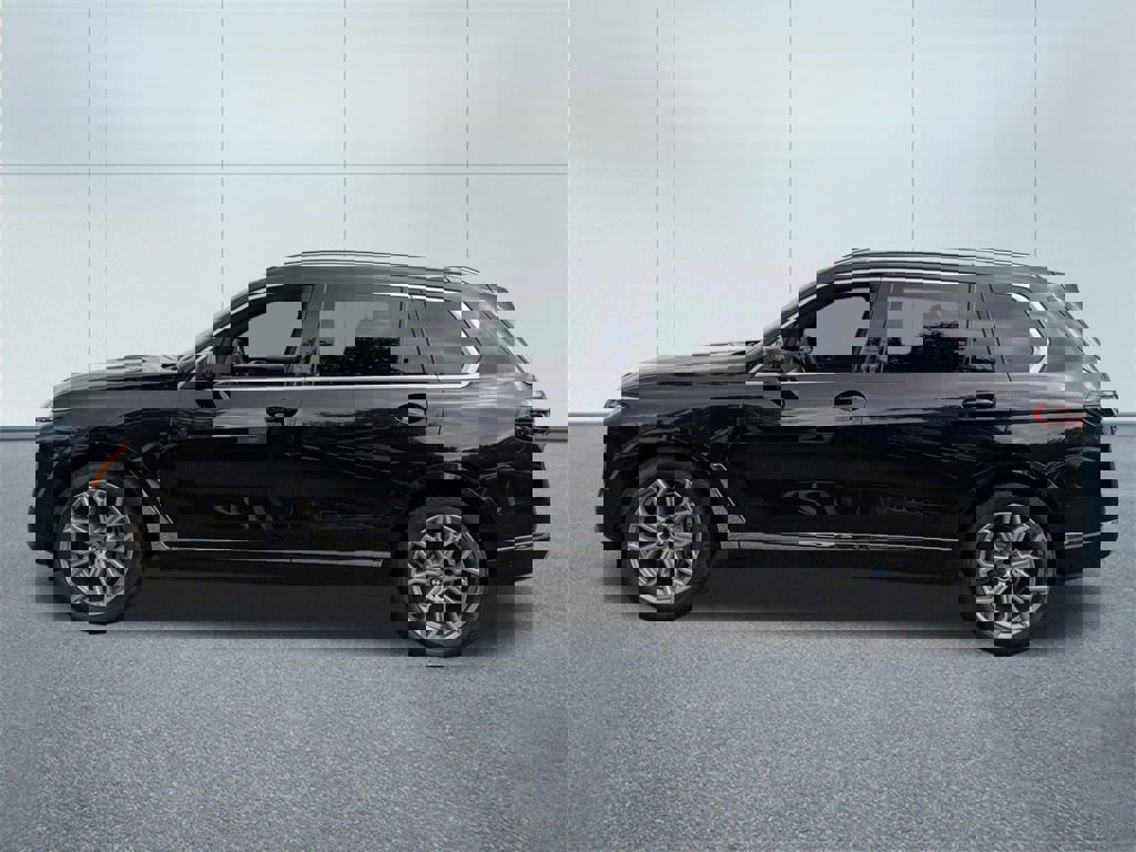 New 2025 BMW X7 xDrive40i w/ Premium Package image 6
