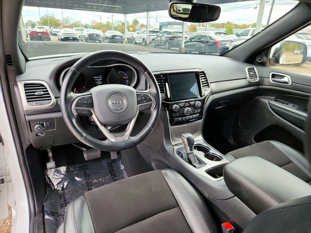 Used 2020 Jeep Grand Cherokee Altitude image 13