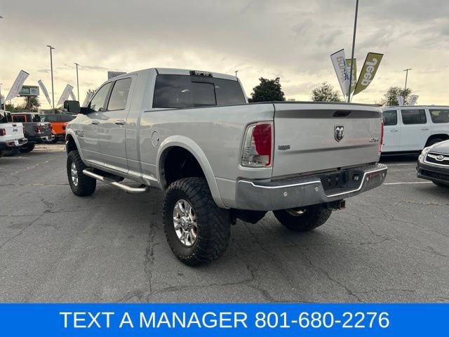 Used 2017 RAM 3500 Laramie w/ Convenience Group AWD/4WD image 3