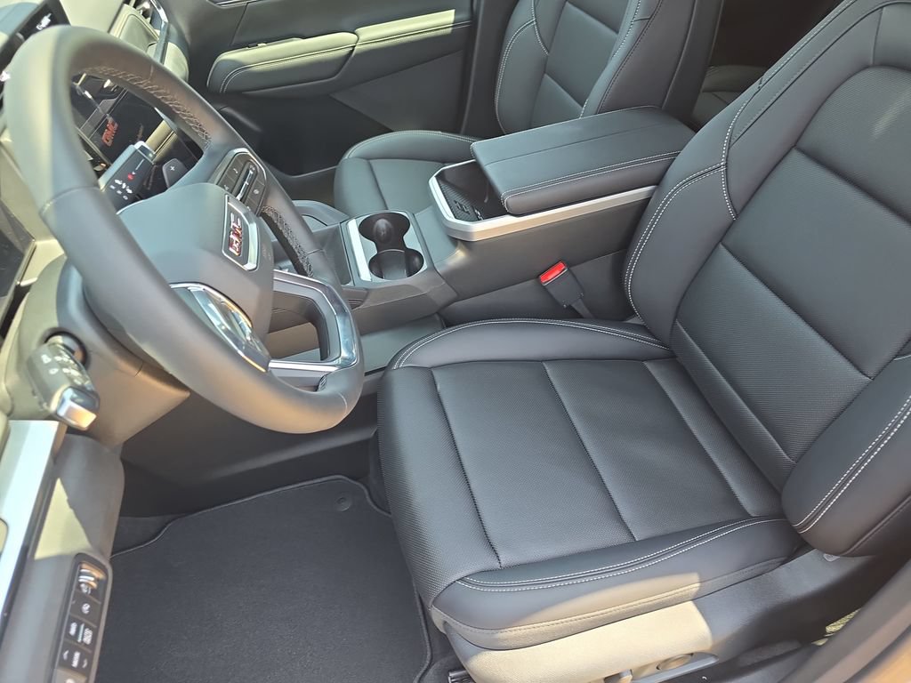 New 2027 GMC Terrain Elevation w/ Elevation Premium Package AWD/4WD image 15