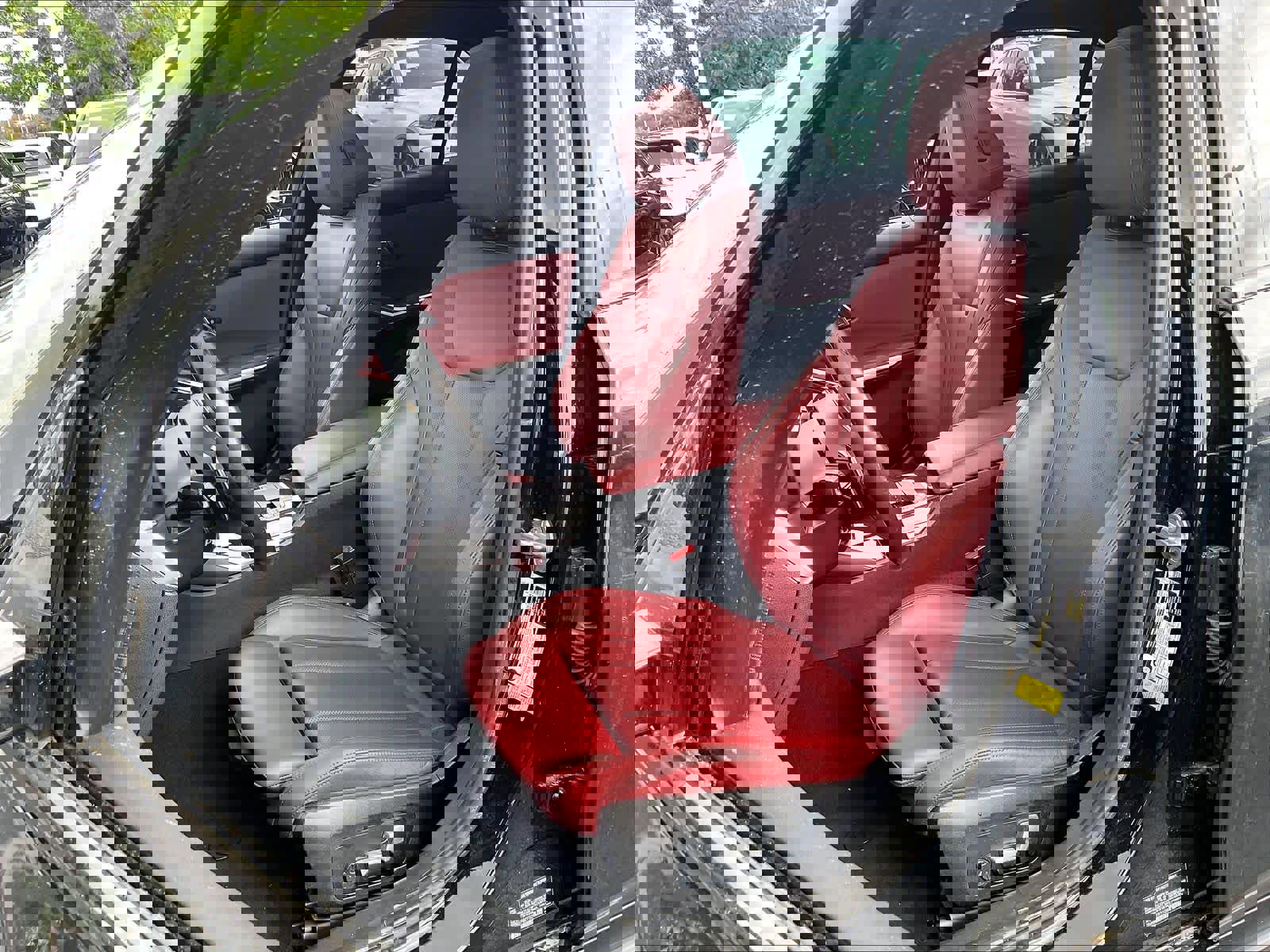 Used 2023 BMW 330i Sedan w/ M Sport Package RWD image 25