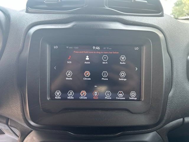 Used 2020 Jeep Renegade Latitude FWD image 23