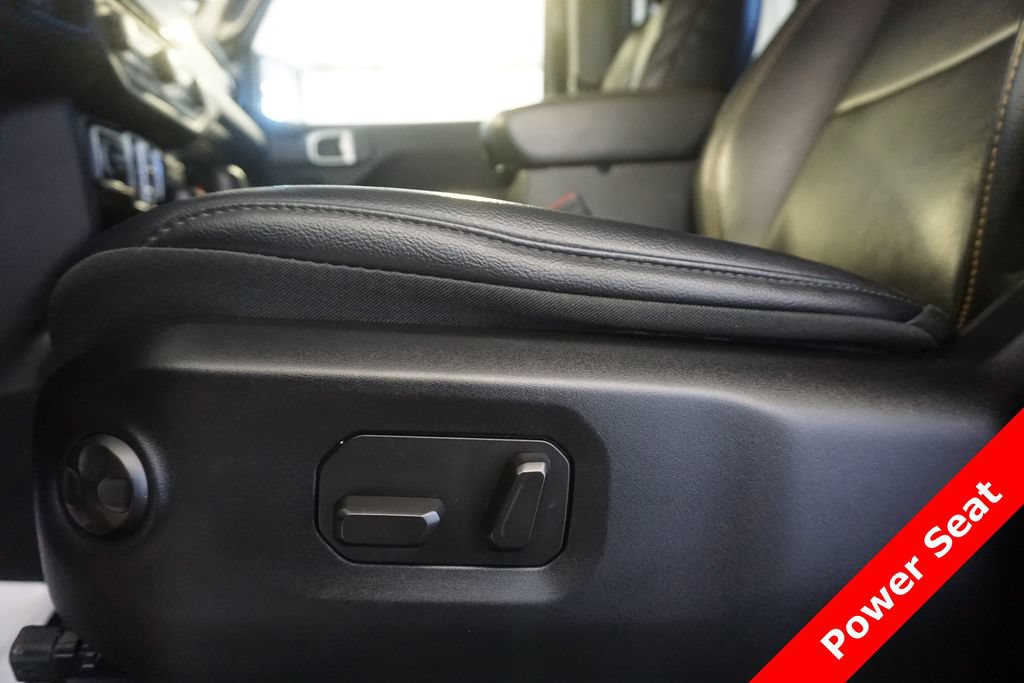 Used 2024 Jeep Gladiator Sport w/ Premium Package AWD/4WD image 8