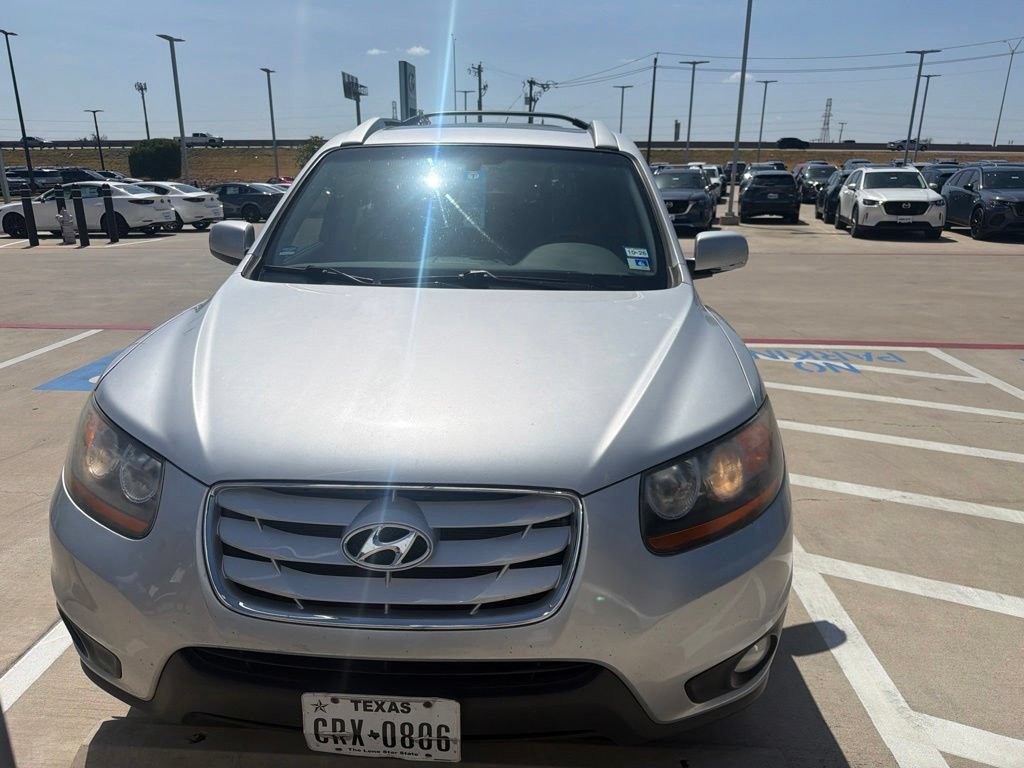 Used 2010 Hyundai Santa Fe Limited FWD image 5
