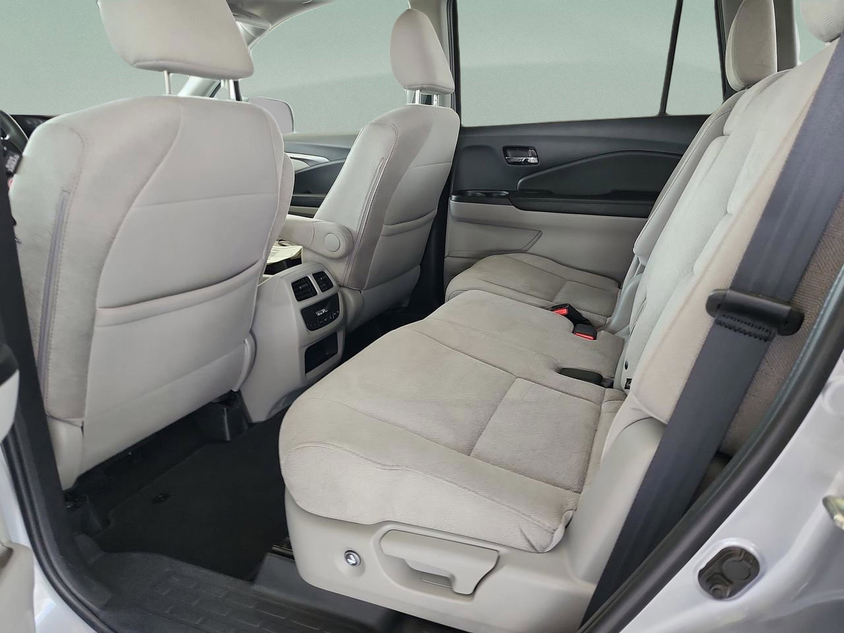 Certified 2020 Honda Pilot EX image 17