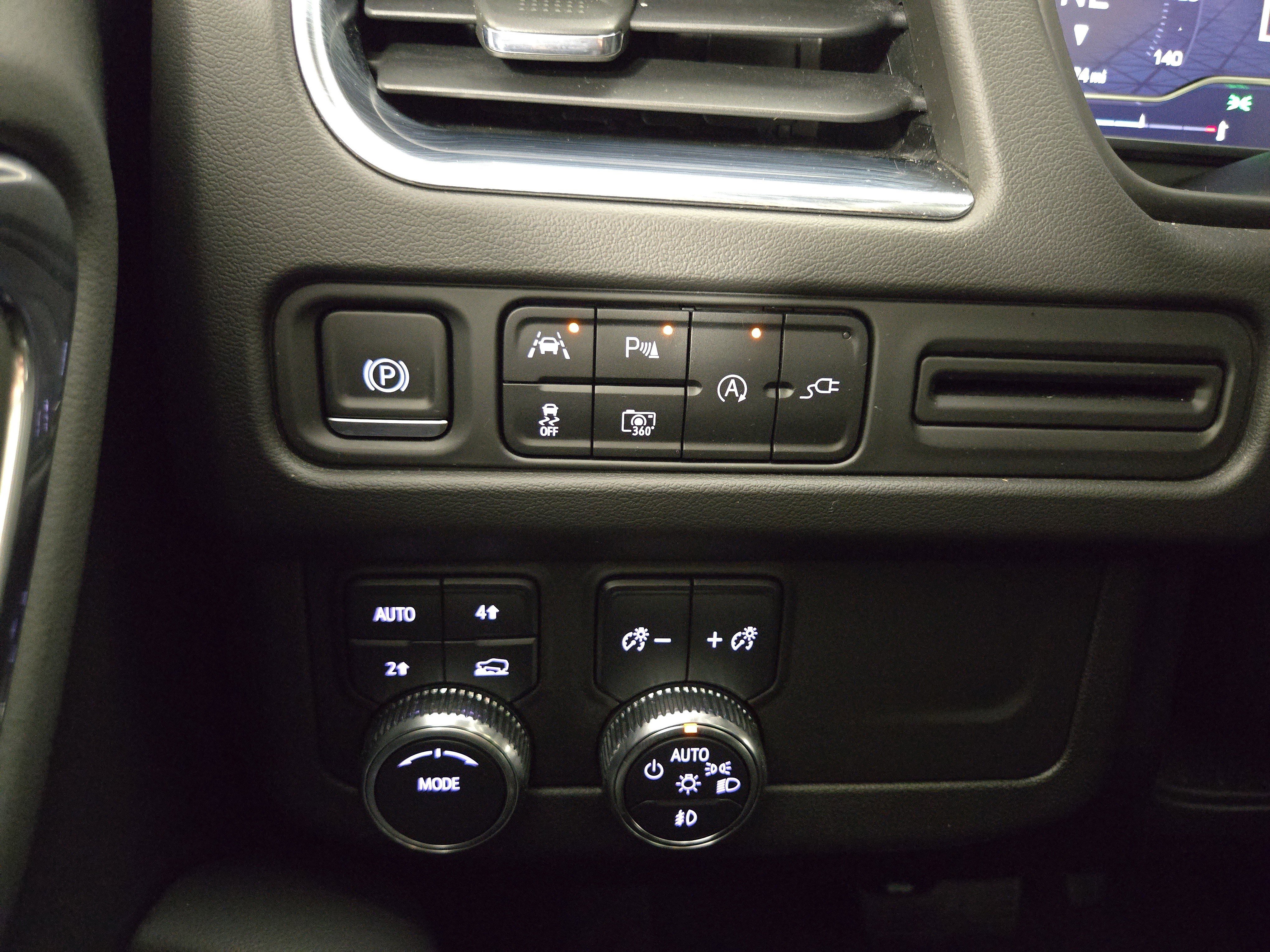 Certified 2022 GMC Yukon SLT w/ SLT Premium Package image 31