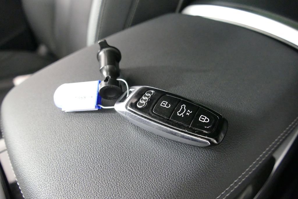 Used 2025 Audi Q7 3.0T Premium Plus AWD/4WD image 22