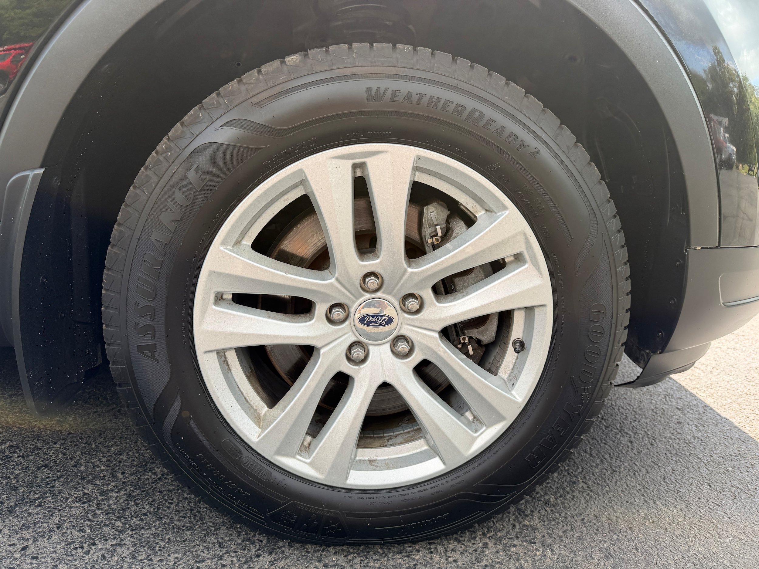 Used 2018 Ford Explorer XLT AWD/4WD image 11