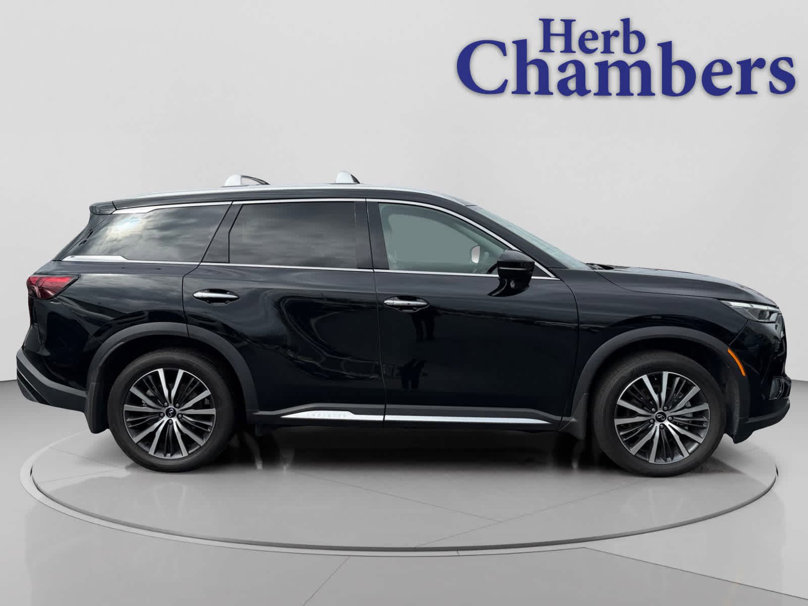 Used 2024 INFINITI QX60 Sensory image 12