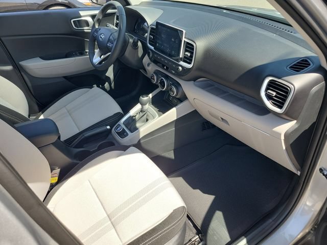 New 2026 Hyundai Venue SEL FWD image 23