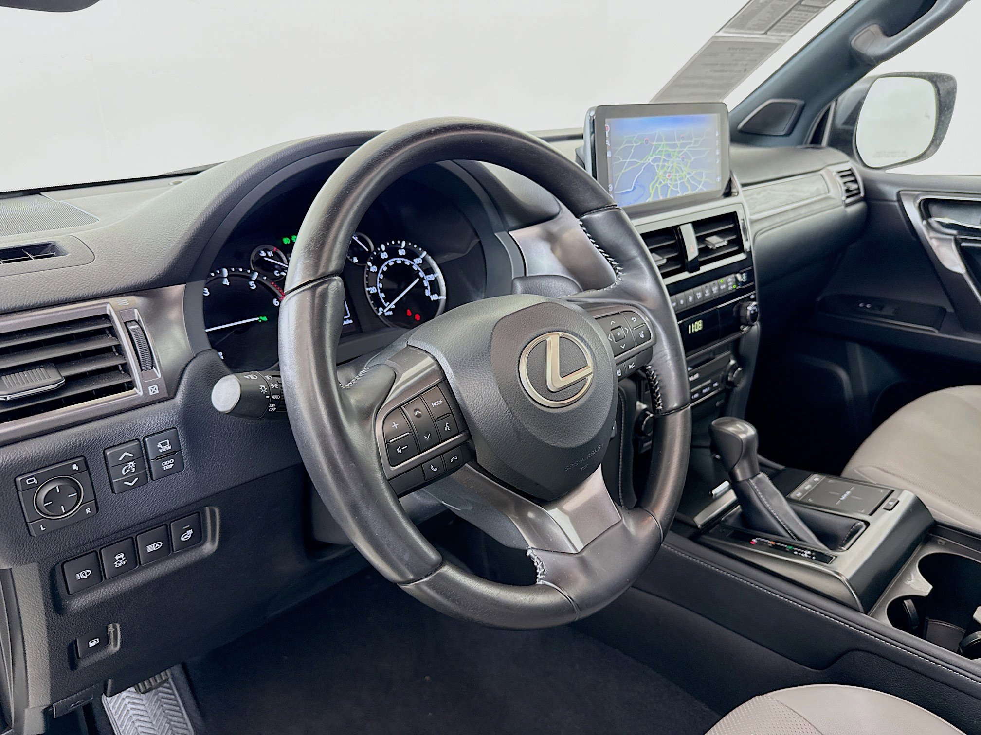 Certified 2023 Lexus GX 460 w/ Black Line Special Edition AWD/4WD image 9