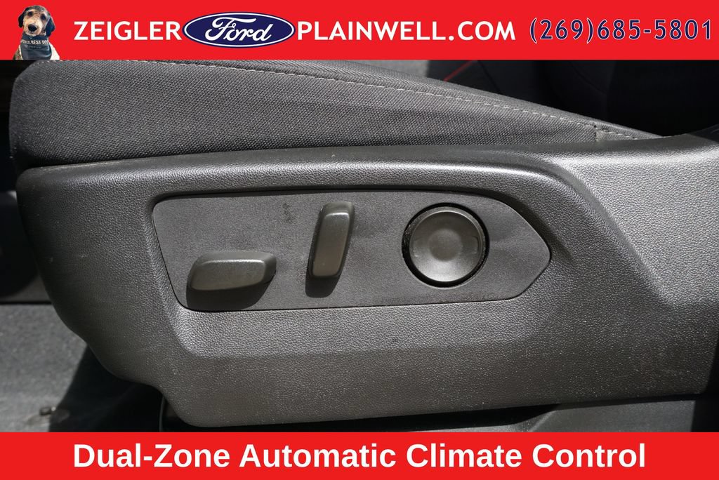 Used 2024 Chevrolet Silverado 1500 RST AWD/4WD image 17
