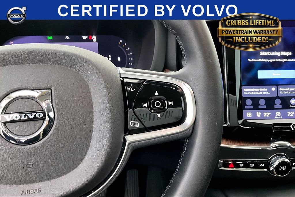 Used 2023 Volvo XC60 B5 Plus AWD/4WD image 26