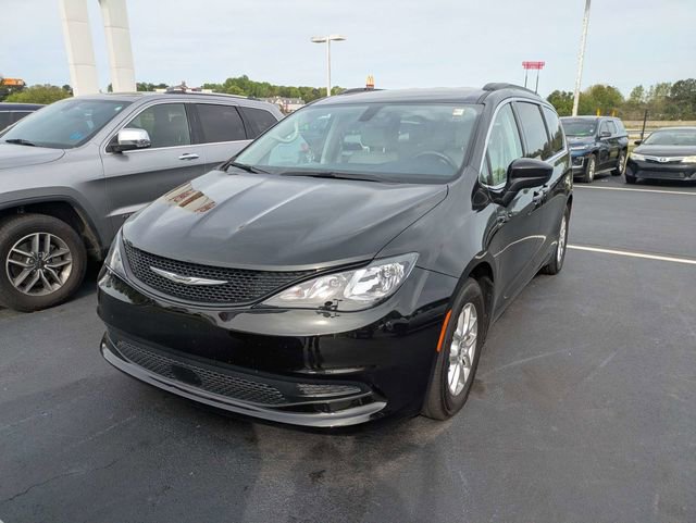 Used 2021 Chrysler Voyager Lxi image 6