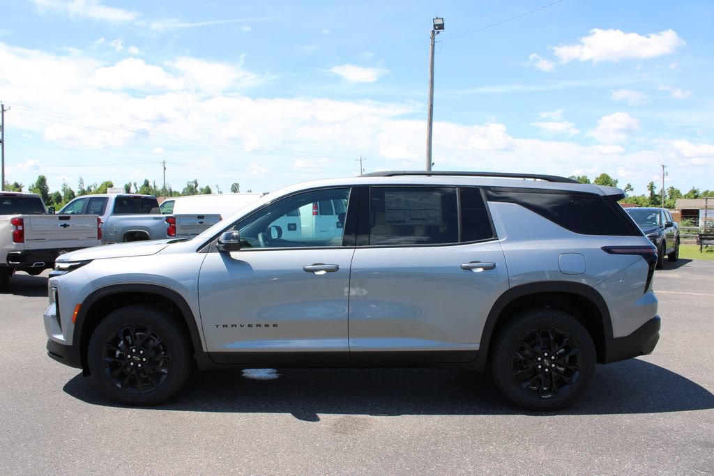 New 2026 Chevrolet Traverse LT w/ Midnight/Sport Edition FWD image 6