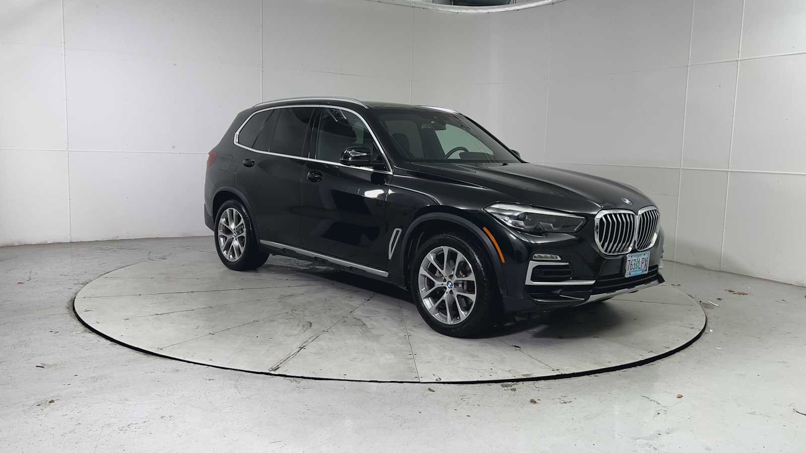 Used 2019 BMW X5 xDrive40i w/ Premium Package 2 image 8