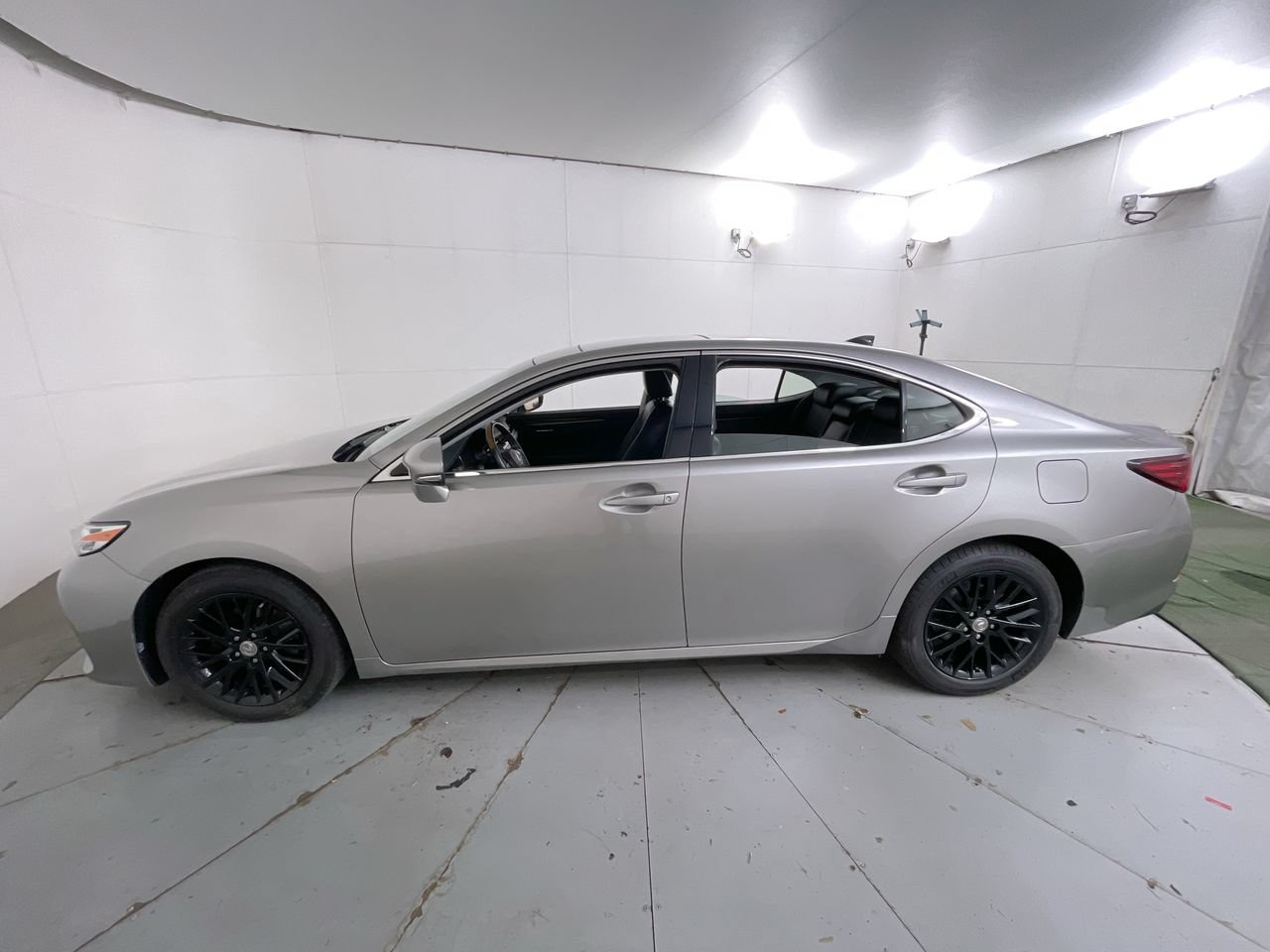 Used 2017 Lexus ES 350 FWD image 5