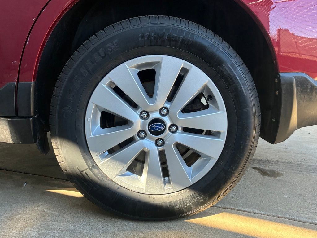 Used 2018 Subaru Outback 2.5i Premium AWD/4WD image 15