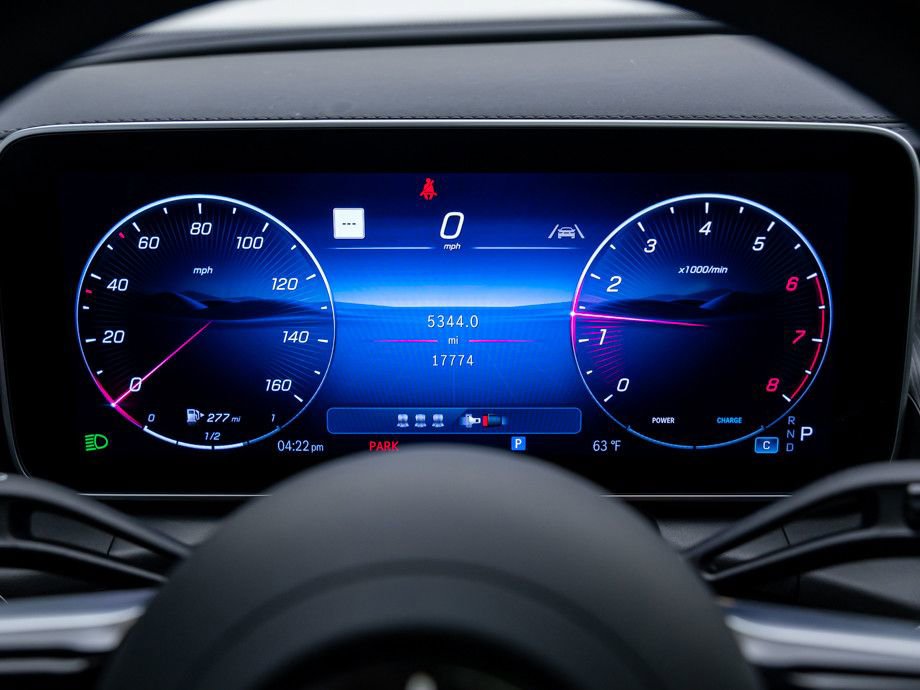 Certified 2025 Mercedes-Benz GLC 300 4MATIC image 24