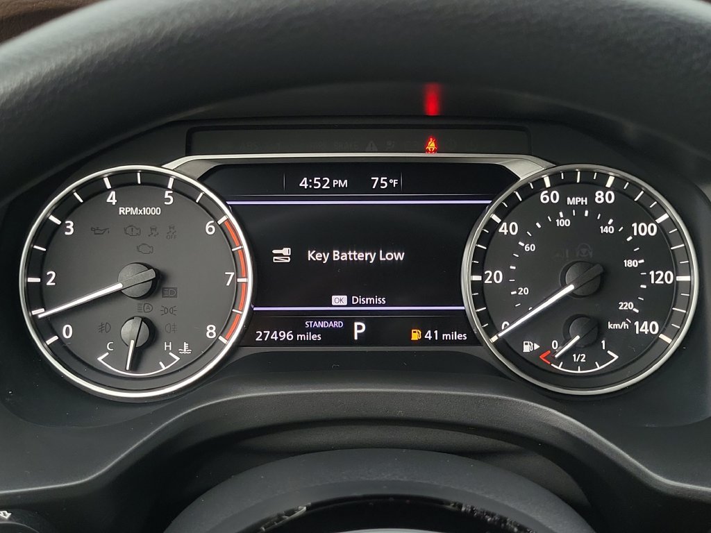 Certified 2023 Nissan Rogue SV FWD image 24