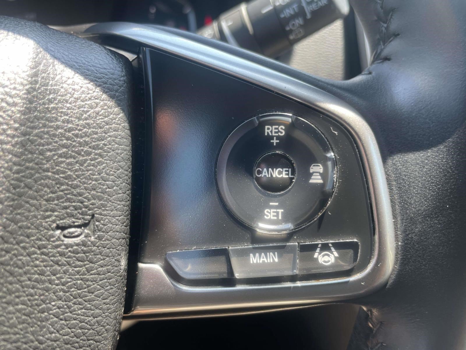 Used 2018 Honda CR-V Touring image 22