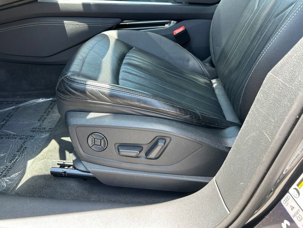 Used 2019 Audi e-tron Premium Plus AWD/4WD image 14